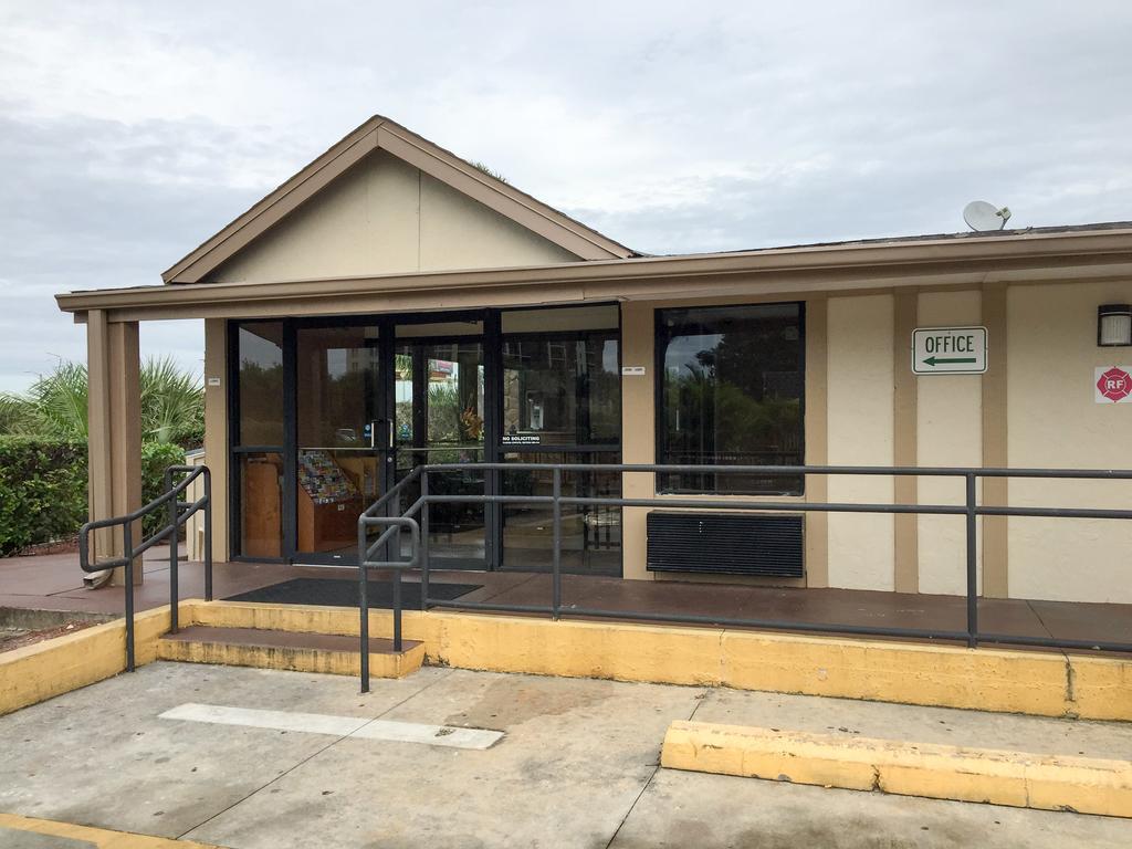 北迈尔斯堡6号汽车旅馆酒店 外观 照片